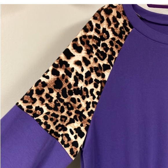 Purple and animal print long sleeve shirt xxl - Picture 3 of 8
